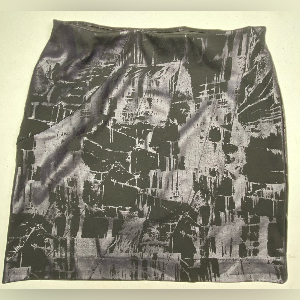 Simply Vera BLK Pull on Skirt, S/M  Spring Sale